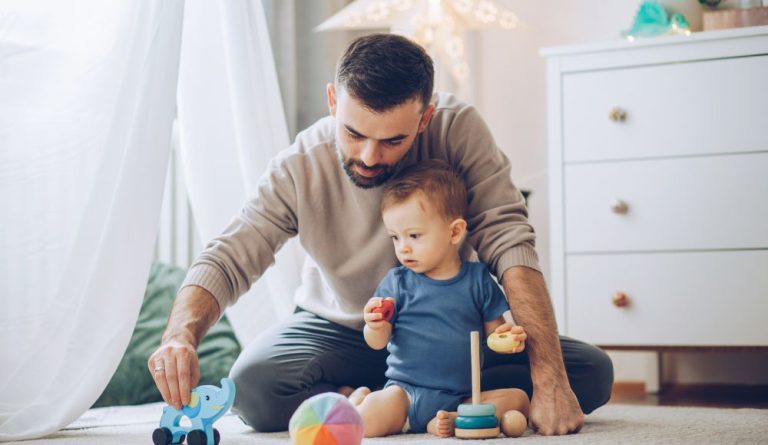 Captivating Connections: The Dynamic Influence of Joint Attention on Early Learning